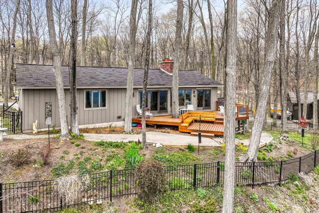 1451 S Bay View Trl, Suttons Bay, MI 49682