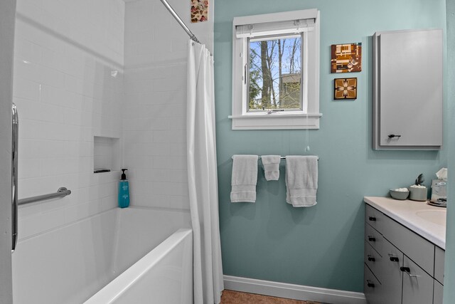 1451 S Bay View Trl, Suttons Bay, MI 49682