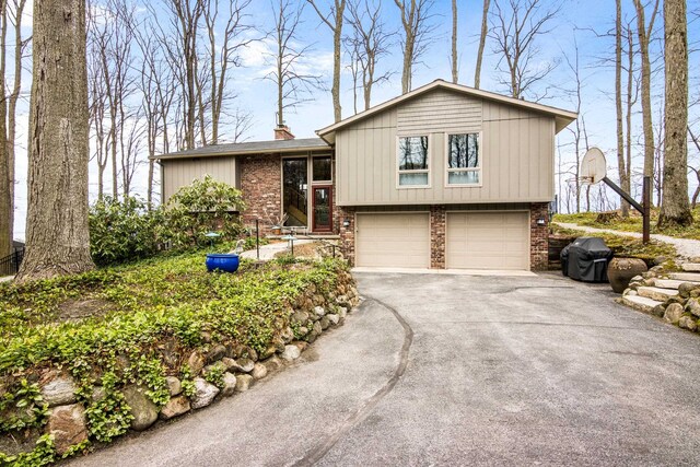1451 S Bay View Trl, Suttons Bay, MI 49682