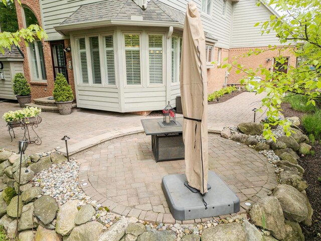 28022 Ashland Ave, Harrison Township, MI 48045 - view of patio / terrace