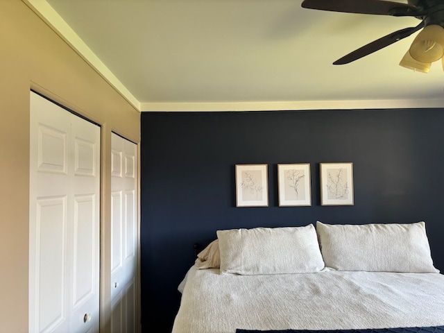 bedroom with a ceiling fan