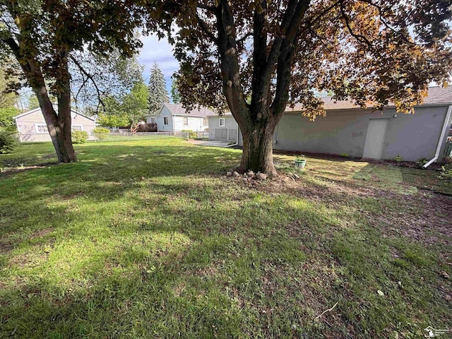 view of grassy yard