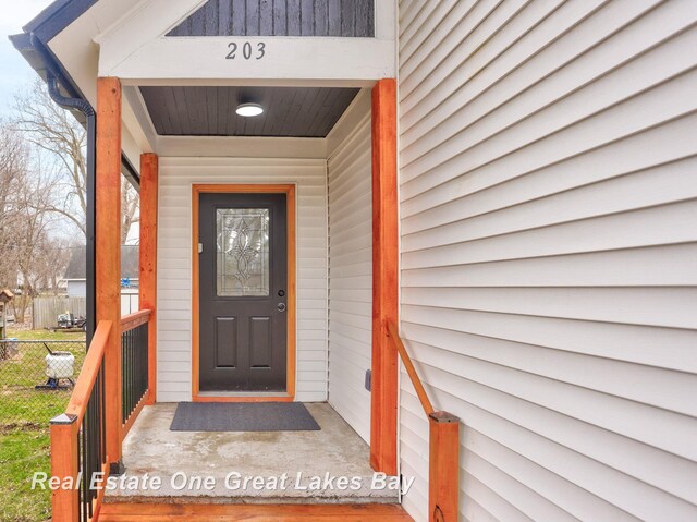 203 W Jenny St, Bay City, MI 48706 - photo 7