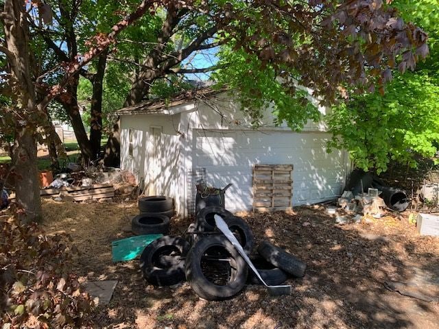 view of outbuilding