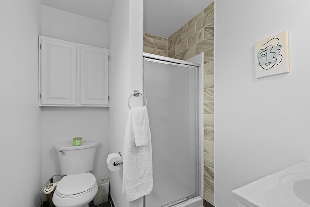 2394 Cedar Crest Dr NE, Grand Rapids, MI 49525 - bathroom with a stall shower and toilet