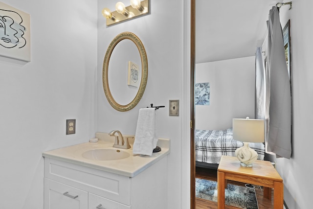 2394 Cedar Crest Dr NE, Grand Rapids, MI 49525 - bathroom featuring vanity