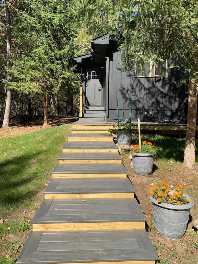 15205 Riverview Rd SE, Grayling, MI 49738 - view of yard