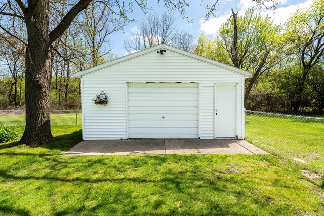 5200 N Jennings Rd, Flint, MI 48504 - view of detached garage