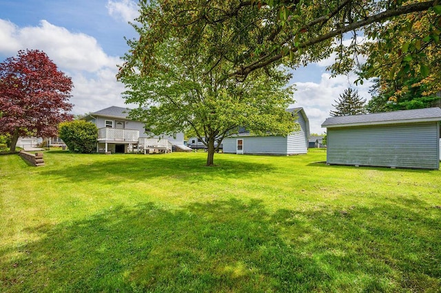 220 S Berrien St, New Buffalo, MI 49117 - view of green lawn