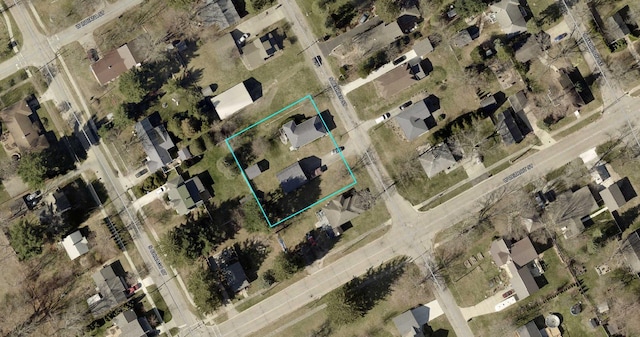 220 S Berrien St, New Buffalo, MI 49117 - map / location featuring property boundaries highlighted