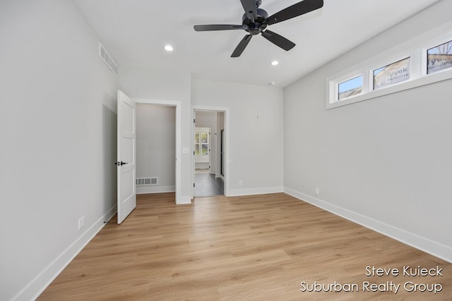 unfurnished bedroom featuring recessed lighting, light wood-style floors, baseboards, and a ceiling fan