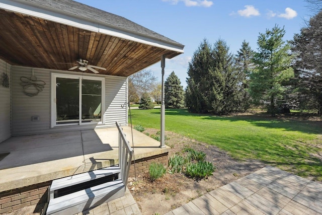 view of patio with ceiling fan