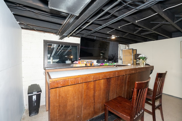 4941 Julius Blvd, Westland, MI 48186 - indoor dry bar with light flooring