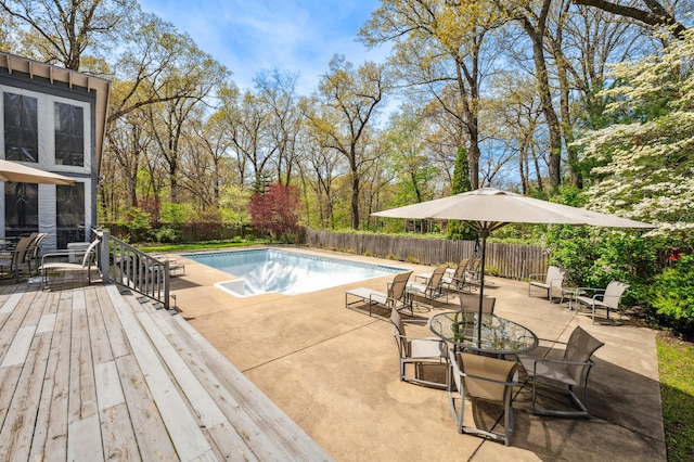 50102 Alpine Blvd, New Buffalo, MI 49117 - view of swimming pool featuring a fenced backyard and a patio area