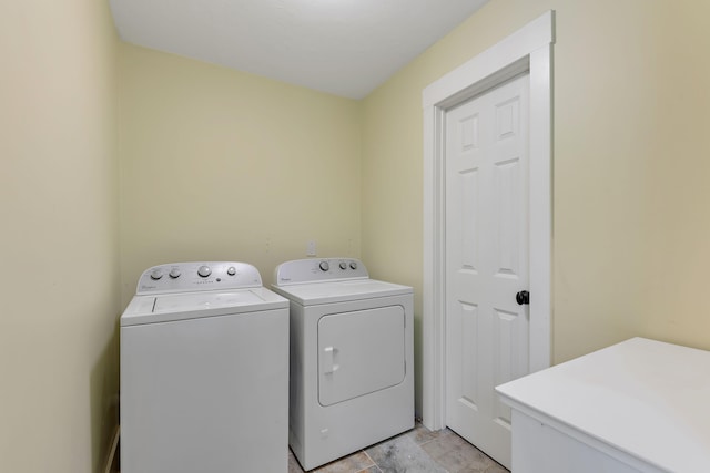 1603 E Detroit St, New Buffalo, MI 49117 - washroom featuring washing machine and dryer