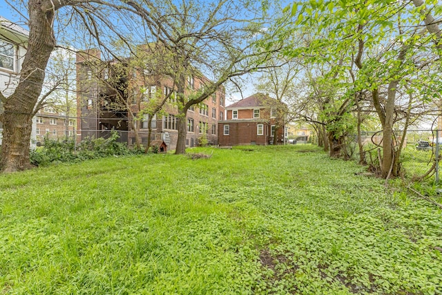 1881 W Grand Blvd, Detroit, MI 48208 - view of yard