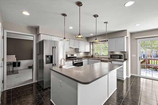 1708 Tremont Rd, Canton, MI 48188 - kitchen with appliances with stainless steel finishes, a sink, dark countertops, baseboards, and recessed lighting