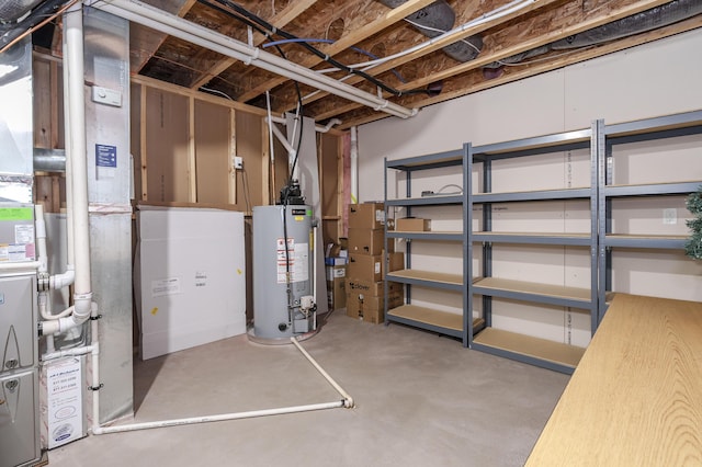 4143 Wild Meadow St, Kalamazoo, MI 49048 - unfinished below grade area with gas water heater