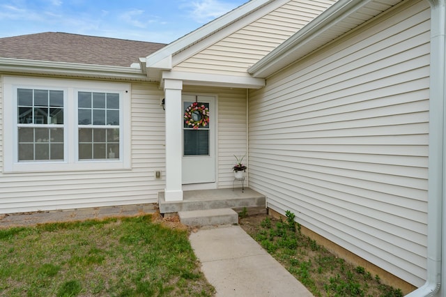 4143 Wild Meadow St, Kalamazoo, MI 49048 - view of exterior entry featuring a shingled roof