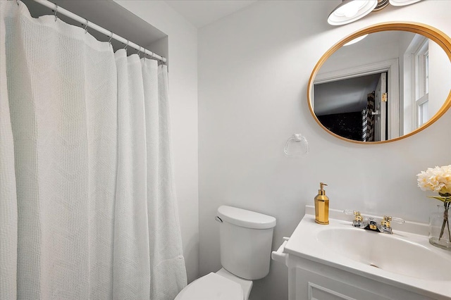 15672 Robert Dr, Macomb, MI 48044 - bathroom with toilet and vanity