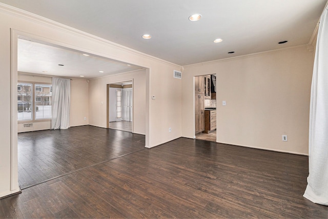4819 Thorntree Dr, West Bloomfield, MI 48322 - unfurnished room featuring crown molding, wood finished floors, recessed lighting, and baseboards