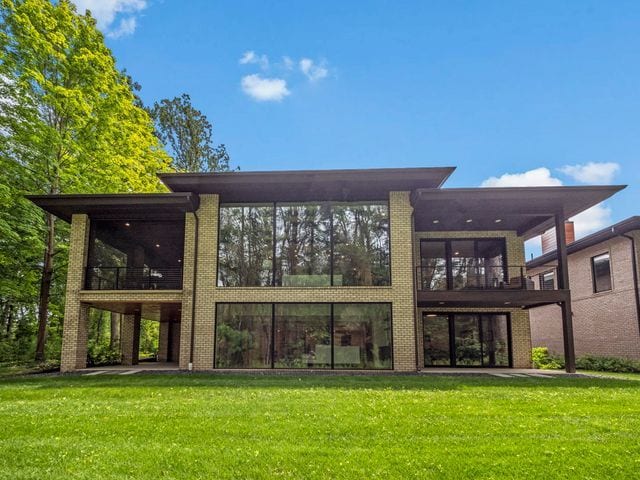 Wendell Rd, West Bloomfield, MI 48323