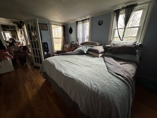 4201 Chicago Rd, Warren, MI 48092 - bedroom featuring dark wood-type flooring