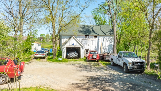 4201 Chicago Rd, Warren, MI 48092 - view of vehicle parking with driveway