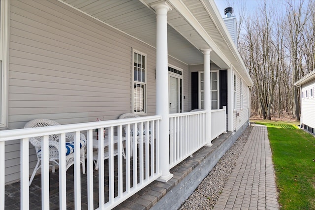 3818 Hillsdale Dr, Auburn Hills, MI 48326 - view of home's exterior featuring covered porch