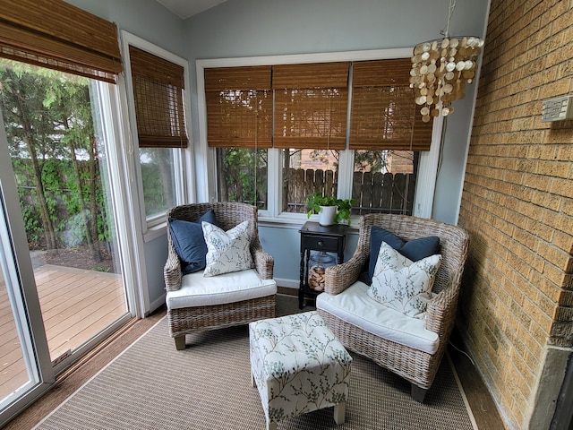 2414 Yale Ave, Royal Oak, MI 48067 - view of sunroom / solarium