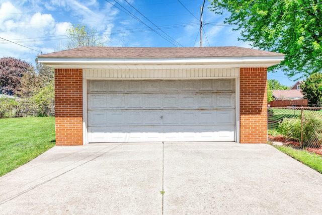 view of detached garage