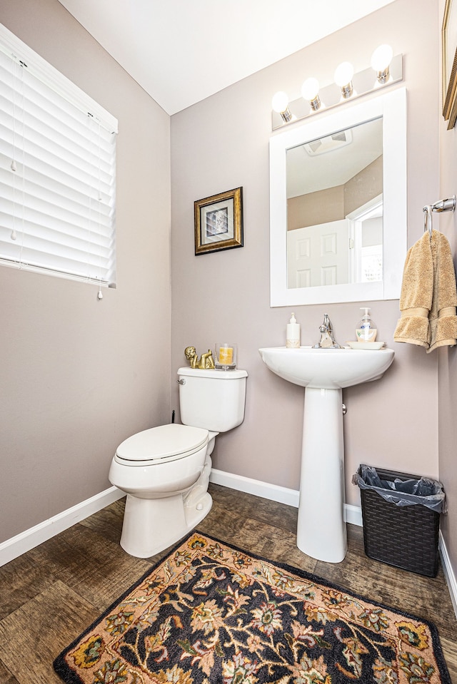754 Autumn Valley Dr, Ortonville, MI 48462 - half bath with toilet and baseboards
