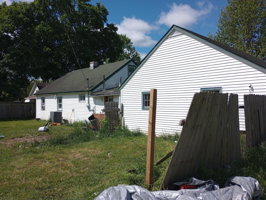 212 Grant St, Galien, MI 49113 - view of side of property with central air condition unit