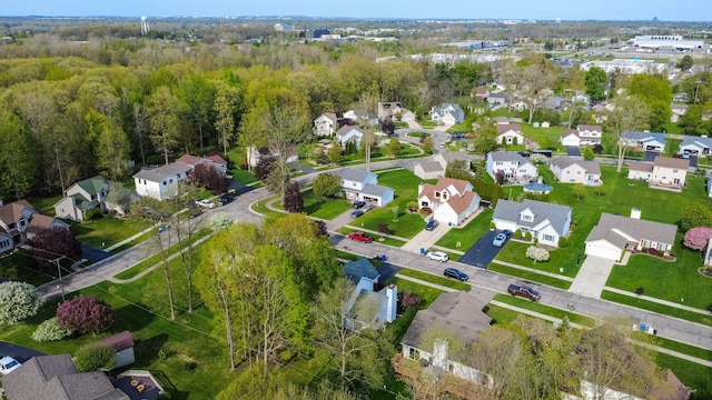 2761 Tomahawk Dr, Waterford, MI 48328 - aerial view of property's location featuring nearby suburban area
