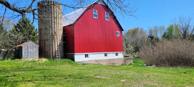 3771 E Loop Rd, Hesperia, MI 49421 - view of barn with a yard