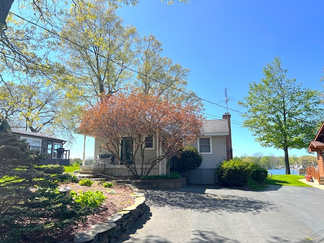 63568 Zabel Shores Rd, Sturgis, MI 49091 - view of front of home featuring a chimney
