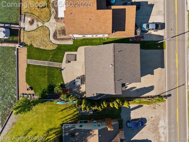 7910 Anchor Bay Dr, Clay, MI 48001 - aerial view