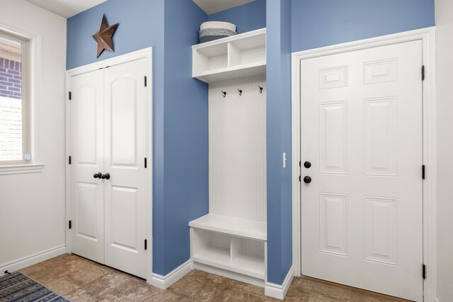58651 Glacier Club Dr, Washington, MI 48094 - mudroom with baseboards
