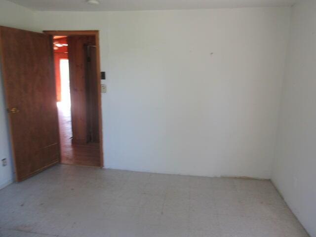34637 76th St, Covert, MI 49043 - empty room featuring light flooring