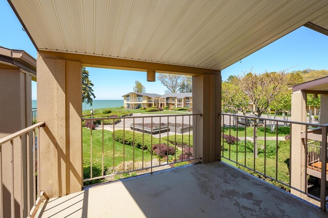 4150 Ridge Rd Unit 22, Stevensville, MI 49127 - balcony with a water view