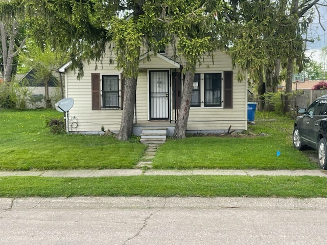 12791 Coleen Ave, Warren, MI 48089 - view of front facade