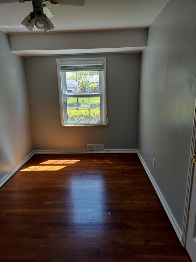 9909 Brookfield St, Livonia, MI 48150 - unfurnished room featuring ceiling fan, wood finished floors, and baseboards