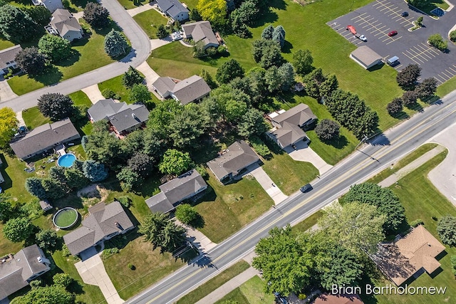 2657 Leffingwell Ave NE, Grand Rapids, MI 49525 - aerial view of property and surrounding area featuring nearby suburban area