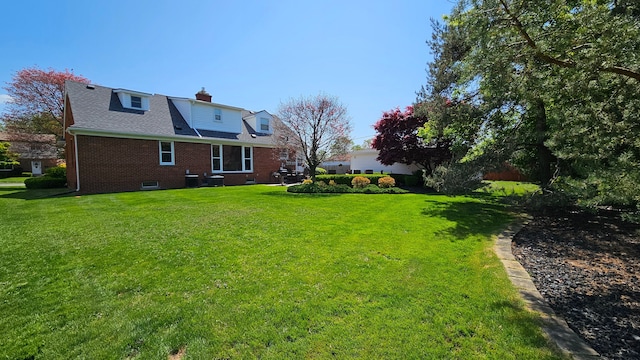 28051 Garfield St, Roseville, MI 48066 - view of grassy yard