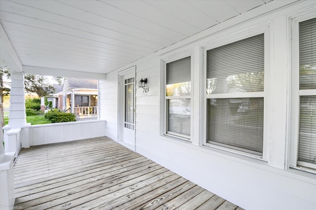 deck with covered porch