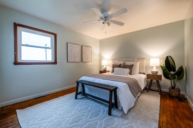 5189 W US Highway 12, Three Oaks, MI 49128 - bedroom with hardwood / wood-style flooring, baseboards, and ceiling fan