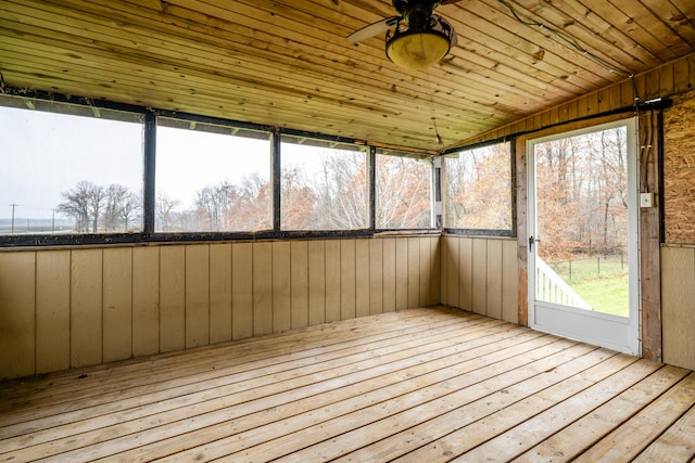 5189 W US Highway 12, Three Oaks, MI 49128 - unfurnished sunroom with ceiling fan and healthy amount of natural light