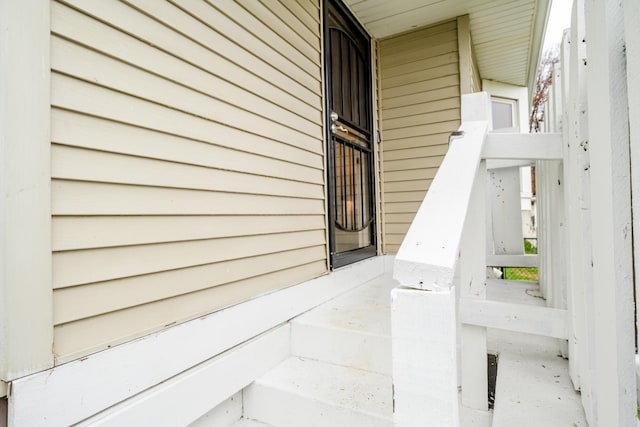 5189 W US Highway 12, Three Oaks, MI 49128 - view of staircase