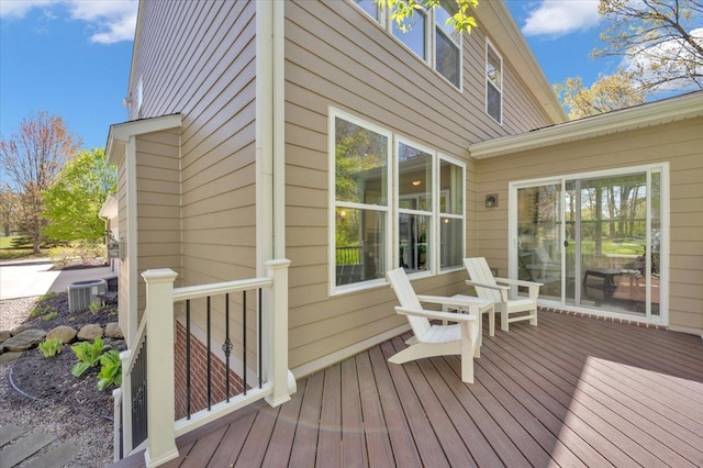 1060 Tinley Blvd, Oxford, MI 48371 - wooden deck with central AC