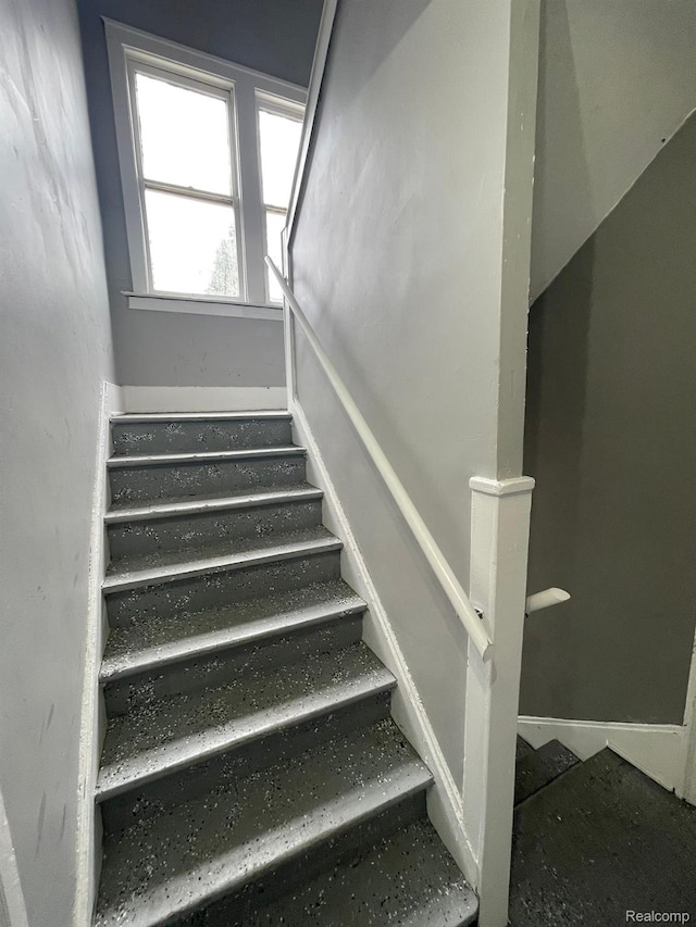 7910 Wetherby St, Detroit, MI 48210 - view of stairway